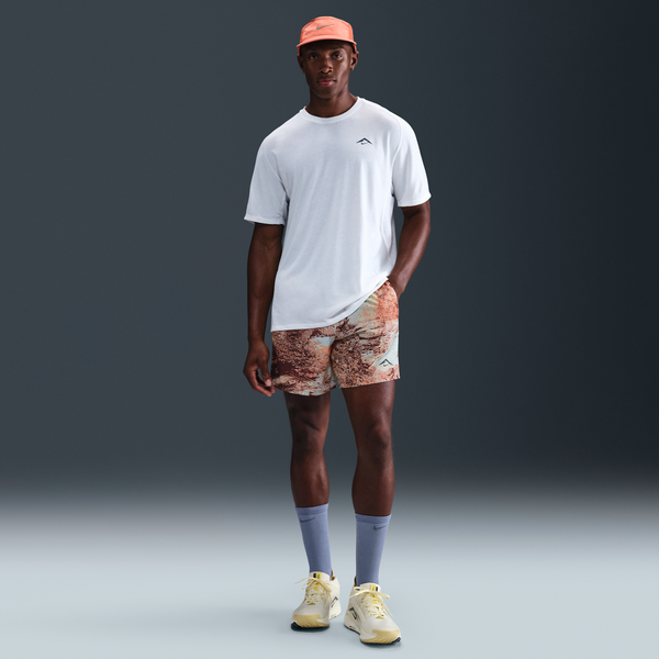 Shorts De Correr Dri-Fit De 15 Cm Con Forro De Ropa Interior Para Hombre Nike Trail Blanco