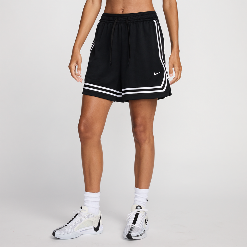 Shorts de básquetbol Dri-FIT de 13 cm para mujer Nike Crossover Negro