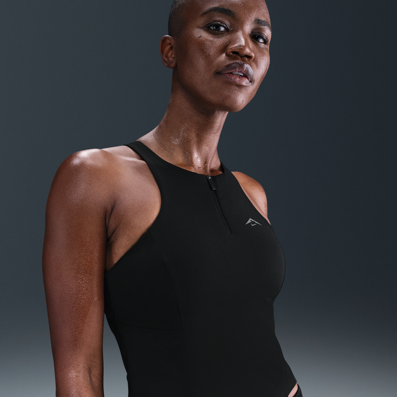 Camiseta De Tirantes Con Bra Deportivo De Sujeción Media Con Almohadillas Para Mujer Nike Trail Negro