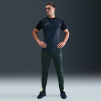 Pants de fútbol Therma-FIT para hombre Nike Academy Winter Warrior Verde