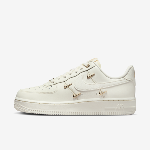 Tenis Para Mujer Nike Air Force 1 '07 Lx Blanco