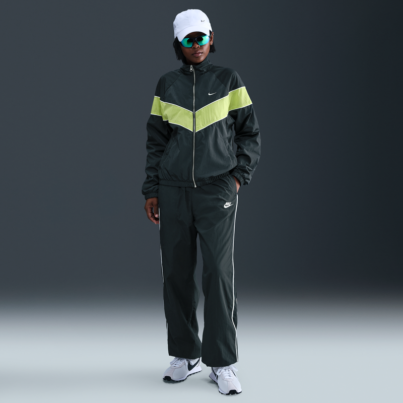 Pants De Tejido Woven Para Mujer Nike Sportswear Windrunner Verde