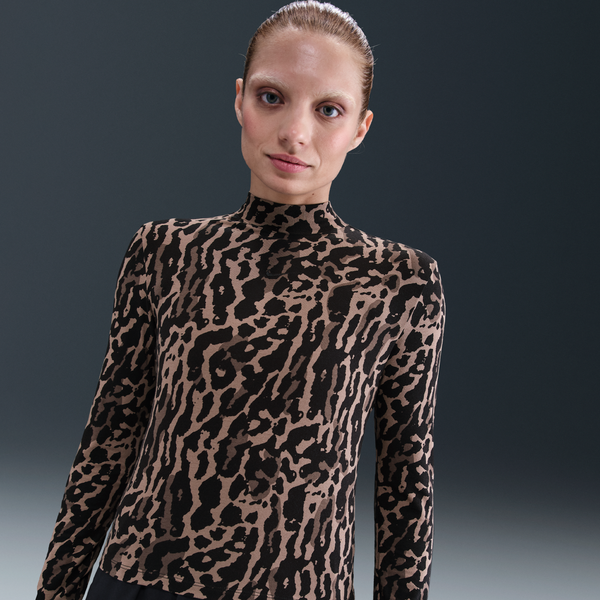 Playera De Manga Larga Slim Para Mujer Nike Sportswear Chill Knit Negro