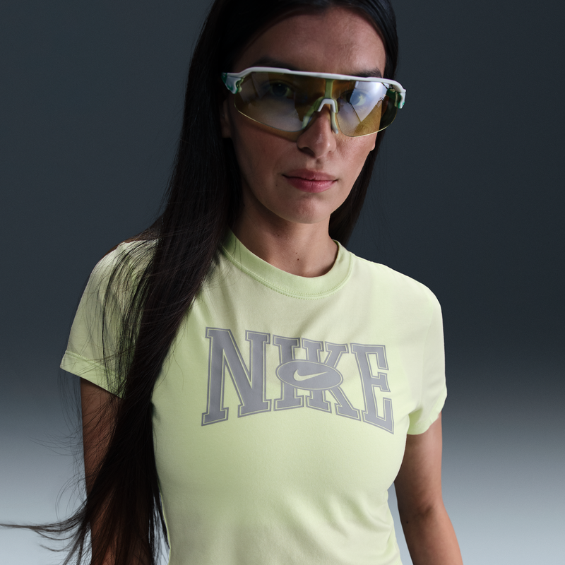 Playera Slim Cropped Para Mujer Nike Sportswear Verde