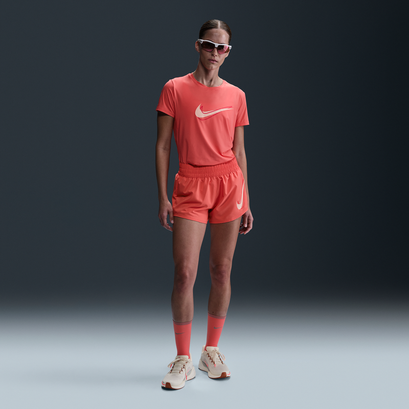 Shorts de correr Dri-FIT de tiro medio con forro de ropa interior para mujer Nike One Naranja