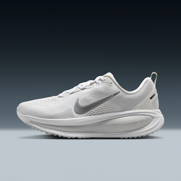 Tenis De Correr En Pavimento Para Mujer Nike Vomero 18 Blanco