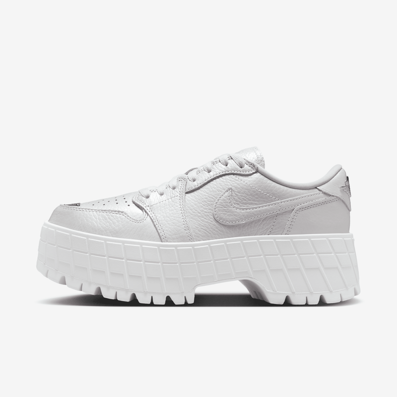 Tenis Para Mujer Air Jordan 1 Brooklyn Low Blanco