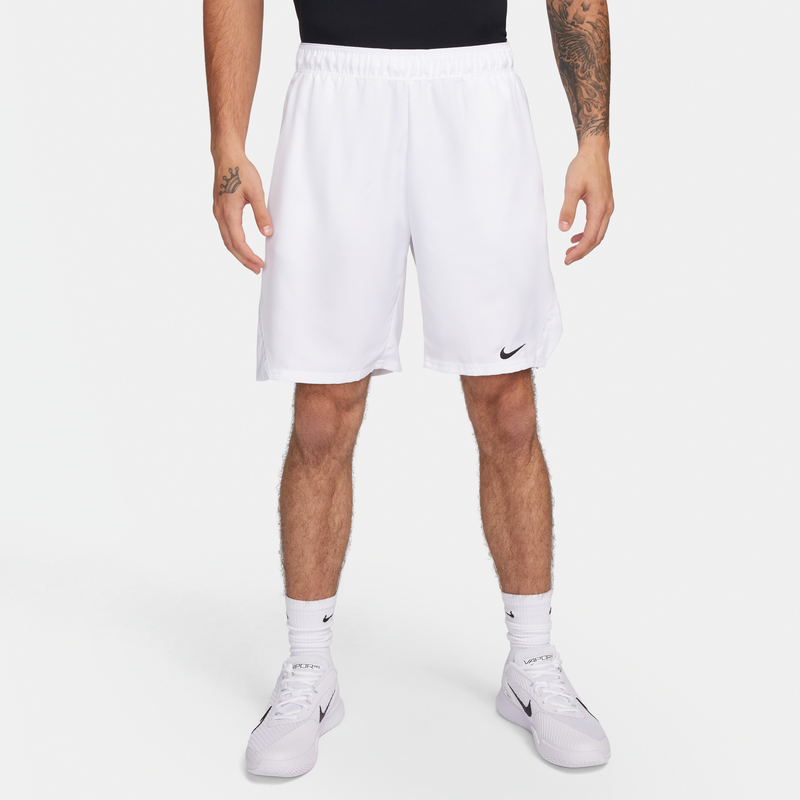 Shorts de tenis de 23 cm Dri-FIT para hombre NikeCourt Victory Blanco