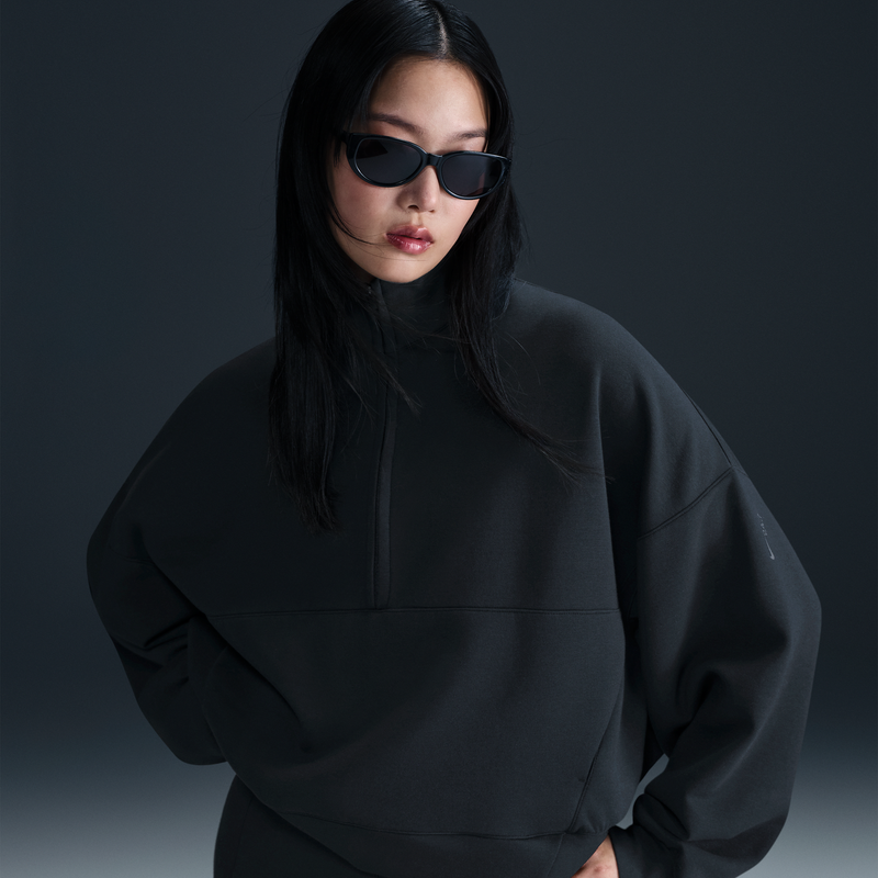 Playera Dri-FIT oversized de medio cierre para mujer Nike 24.7 ImpossiblySoft Negro