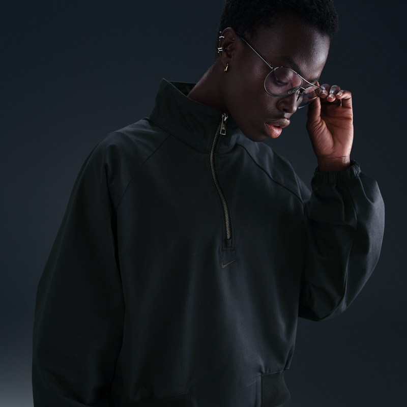 Playera de sarga oversized con cierre de un cuarto para mujer Nike Sportswear Collection Negro