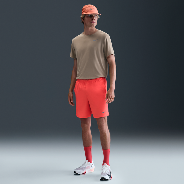 Shorts De Correr Dri-Fit De 18 Cm Con Forro De Ropa Interior Para Hombre Nike Challenger Rojo