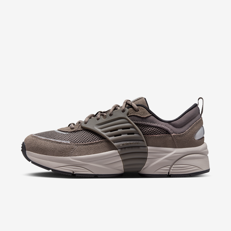 Tenis Para Hombre Jordan Trunner Gris