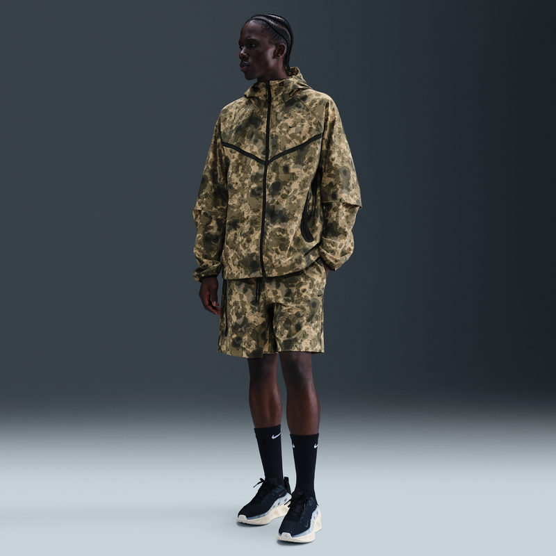Shorts De Tejido Woven Dri-Fit Camuflajeados Para Hombre Nike Tech Marrón