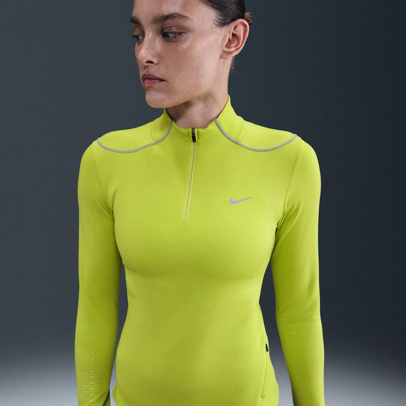 Playera De Running Therma-Fit Adv Con Cierre De 1/4 Y Detalles Reflejantes Therma-Fit Adv Para Mujer Nike Swift Verde