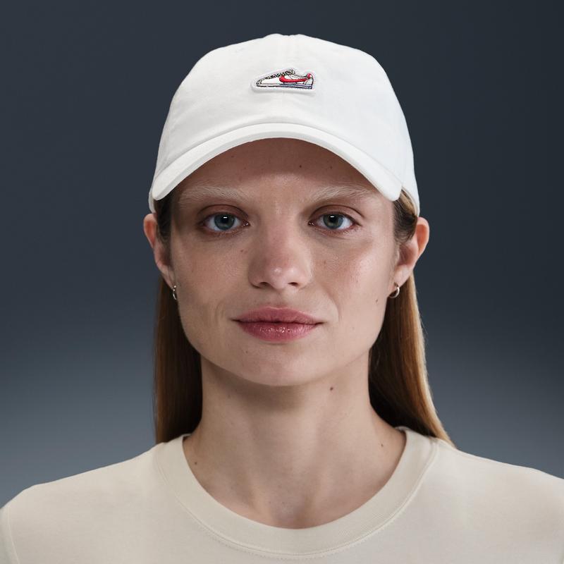 Gorra con parche Cortez sin estructura Nike Club Blanco