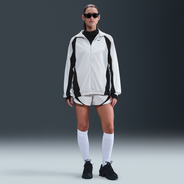 Shorts De Entrenamiento De Tiro Medio Holgados De 8 Cm Para Mujer Nike Sportswear Gris