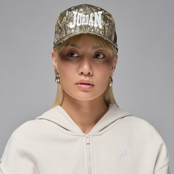 Gorra Ajustable Jordan Brooklyn Rise Cap Realtree Blanco