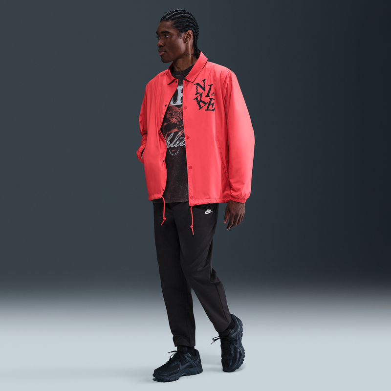 Pants de tejido Woven entallados para hombre Nike Club Negro