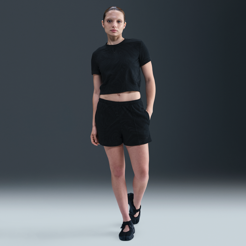 Shorts De French Terry Con Estampado De Tiro Medio Para Mujer Nike Sportswear Chill Terry Negro