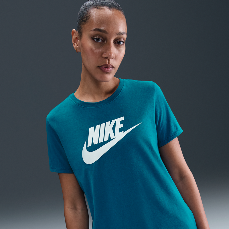 Playera Con Logotipo Para Mujer Nike Sportswear Essentials Azul