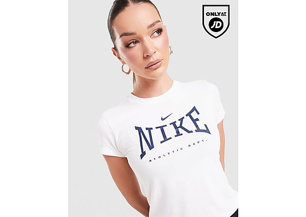 Nike Classics+ Slim T-Shirt