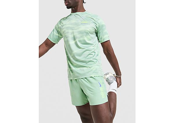 Nike Stride Shorts