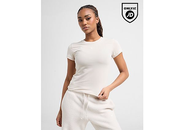 Nike Essential Sportswear Chill Knit T-Shirt