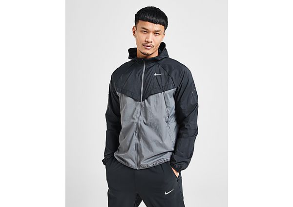 Nike Stride Jacket