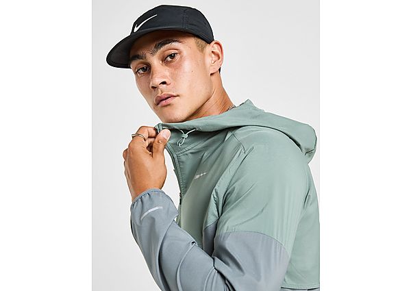Nike Impossibly Light Windrunner Packable Jacket