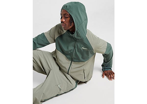 Nike Performance Windrunner