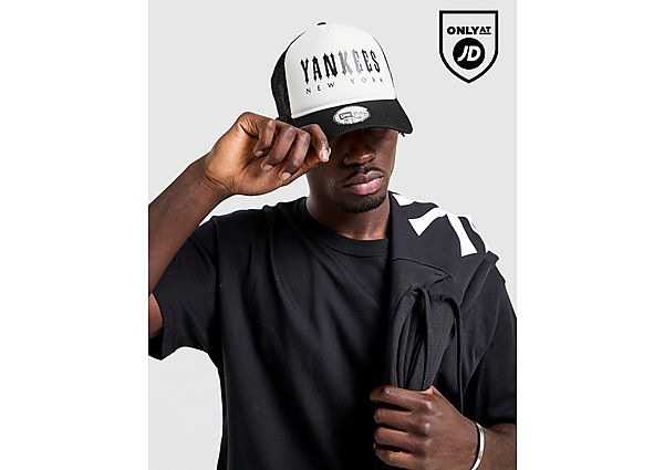 New Era MLB New York Yankees Trucker Cap