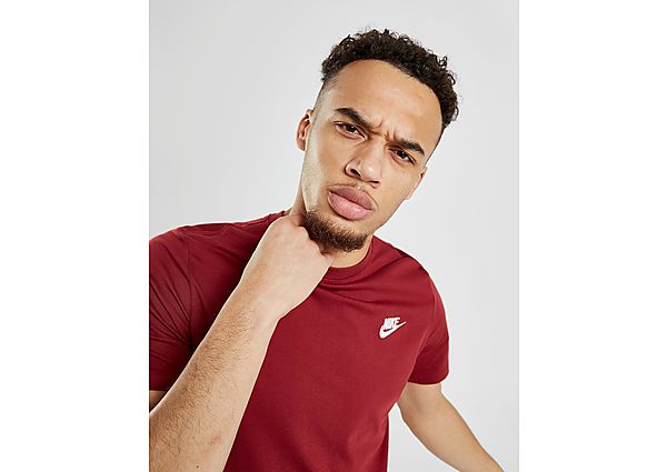 Nike Sportswear Club T-Shirt