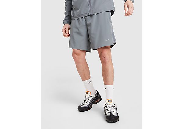 Nike Challenger 7\\" Shorts