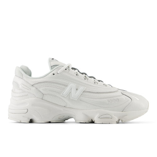 New Balance 1000 in Grey White Leather