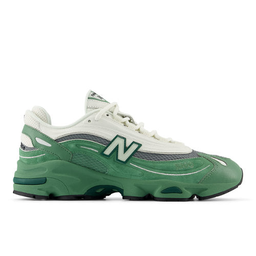 New Balance Unisex 1000 in Green/White Leather, 