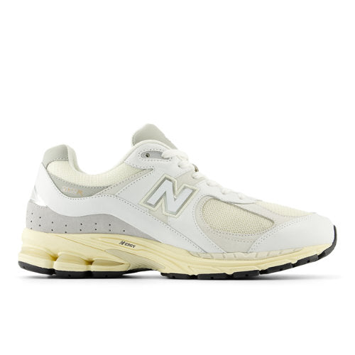 New Balance Men's 2002R in White/Grey/Brown Leather, 