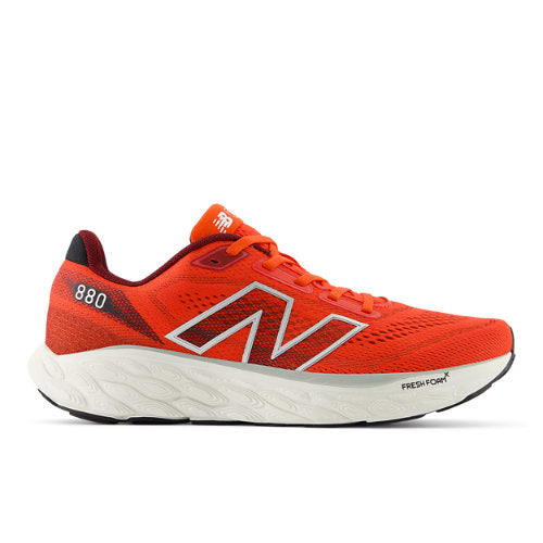 New Balance Fresh Foam X 880v14 in Red White Synthetic