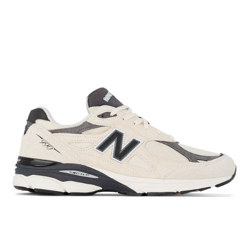 New Balance MADE USA 990v3 Beige