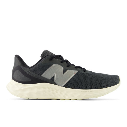 New Balance Fresh Foam Arishi V4 in Grey Beige Synthetic