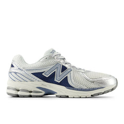 New Balance Unisex 860v2 in White/Blue/Grey Synthetic, 