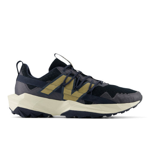 New Balance Men's Tektrel in Black/Beige Textile, 