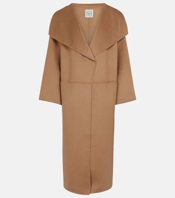 Toteme Signature wool and cashmere coat