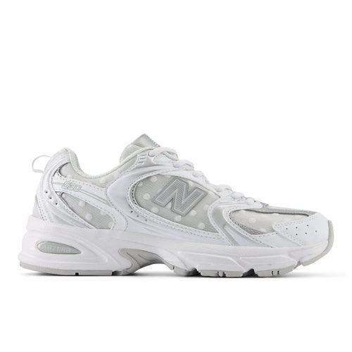 New Balance 530 in White Grey Synthetic