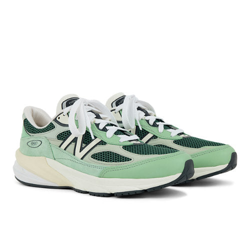 New Balance Made in USA 990v6 in Green Suede Mesh