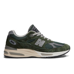 New Balance Unisex Made in UK 991v2 in Green/Grey Suede/Mesh, 