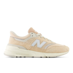 New Balance 997R in Pink Suede Mesh