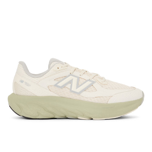 New Balance Fresh Foam Trainer in Beige Green Mesh