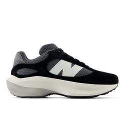 New Balance Unisex WRPD Runner in Black/Grey/White Suede/Mesh, 